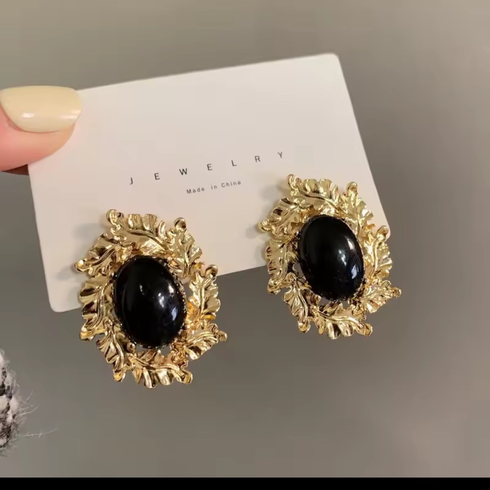 Elegant Gold and Black Leaf Earrings
